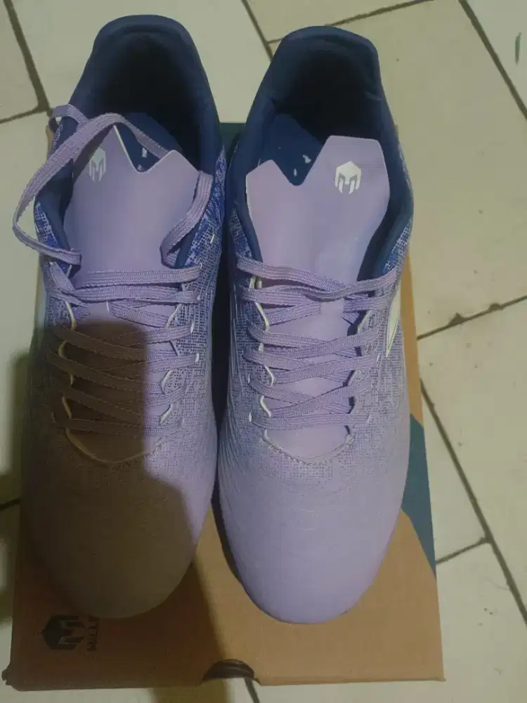 UK : 41 masih mulus baru sekali pake