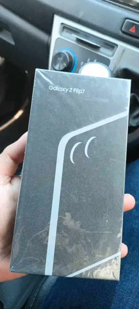 Samsung Flip 7 512GB menang undian. Masih gress