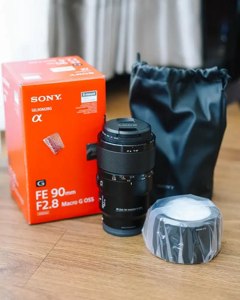 Lensa Sony FE 90mm f/2.8 Macro G OSS (SEL90M28G)
