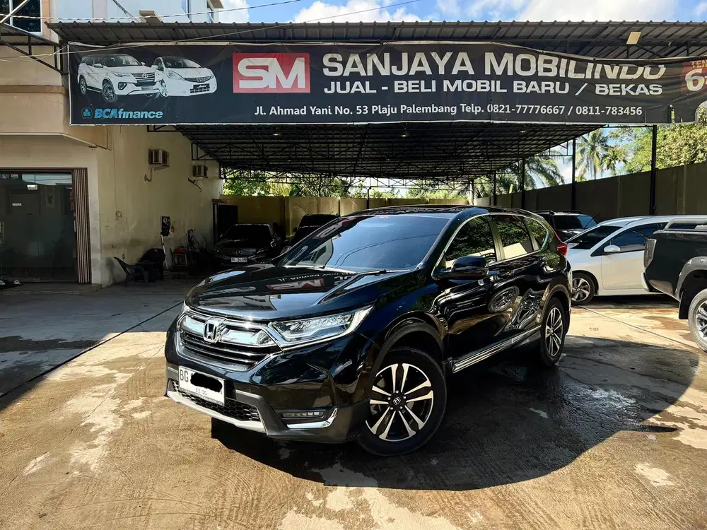 Honda CRV Turbo Prestige 1.5 A/T 2017/2018,Km 64rb