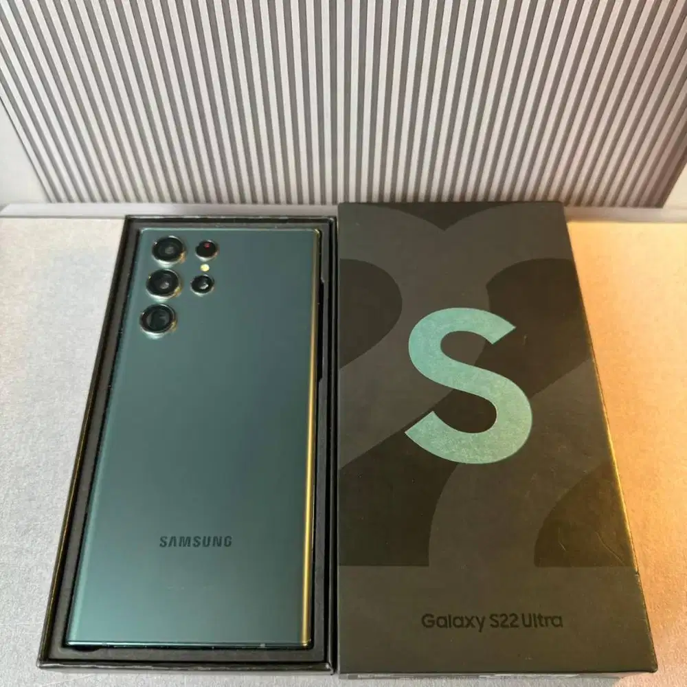 Samsung Galaxy S22 Ultra 12/256gb Resmi Indonesia Green