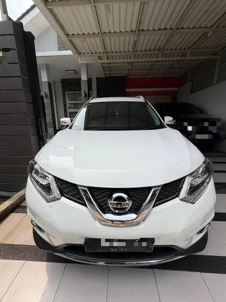 Nissan X-Trail 2017 2500 Tipe tertinggi Low KM Ori