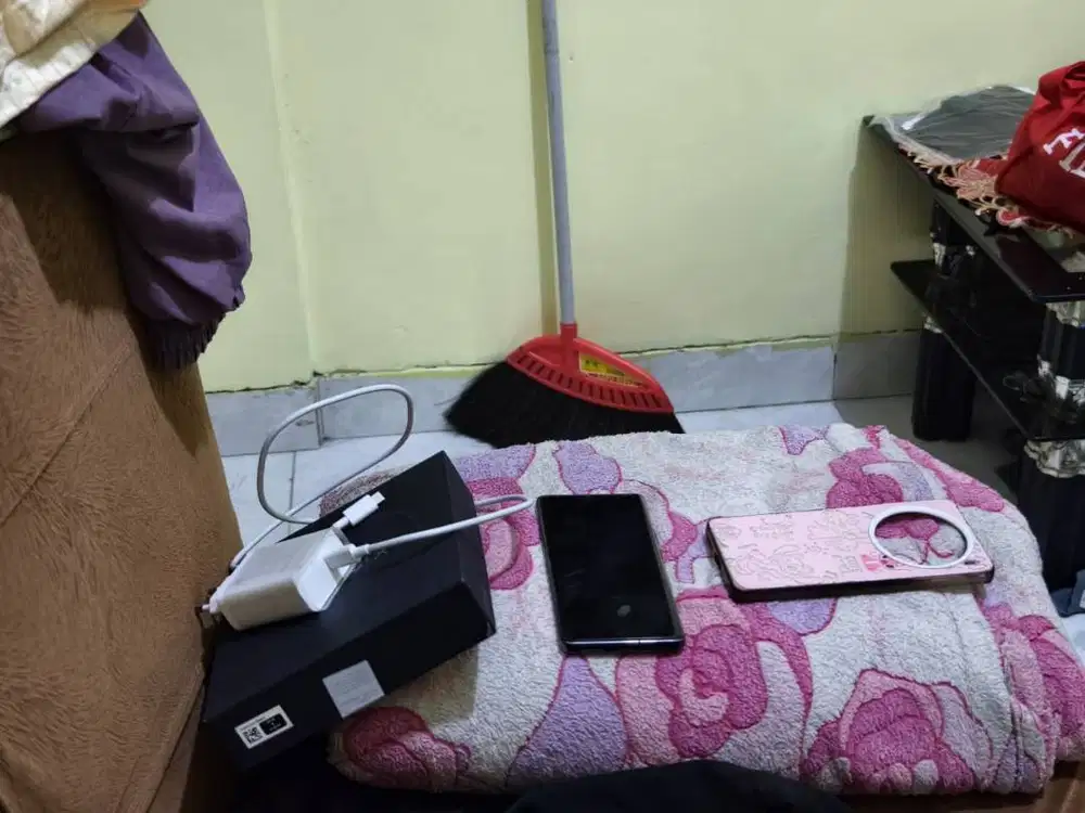 VIVO X100 – Flagship Kamera ZEISS, Kondisi MULUS!