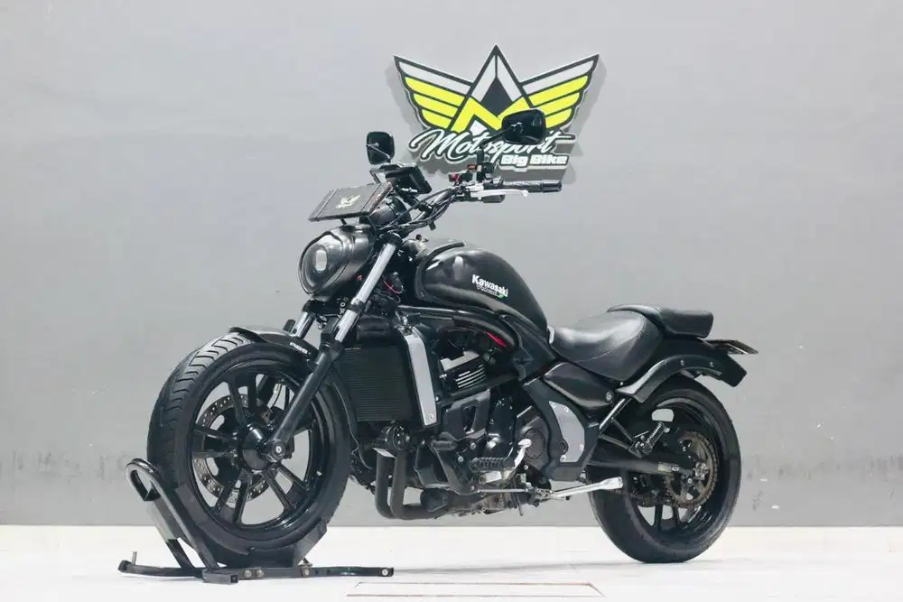 Kawasaki vulcan 650 ABS like new Rebel 500 street 500 er6n benelli 600