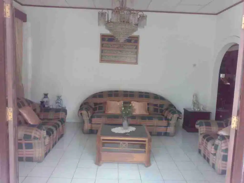 DIJUAL RUMAH COCOK UNTUK KOS DEKAT ITB DI CIGADUNG RAYA TIMUR DAGO BANDUNG