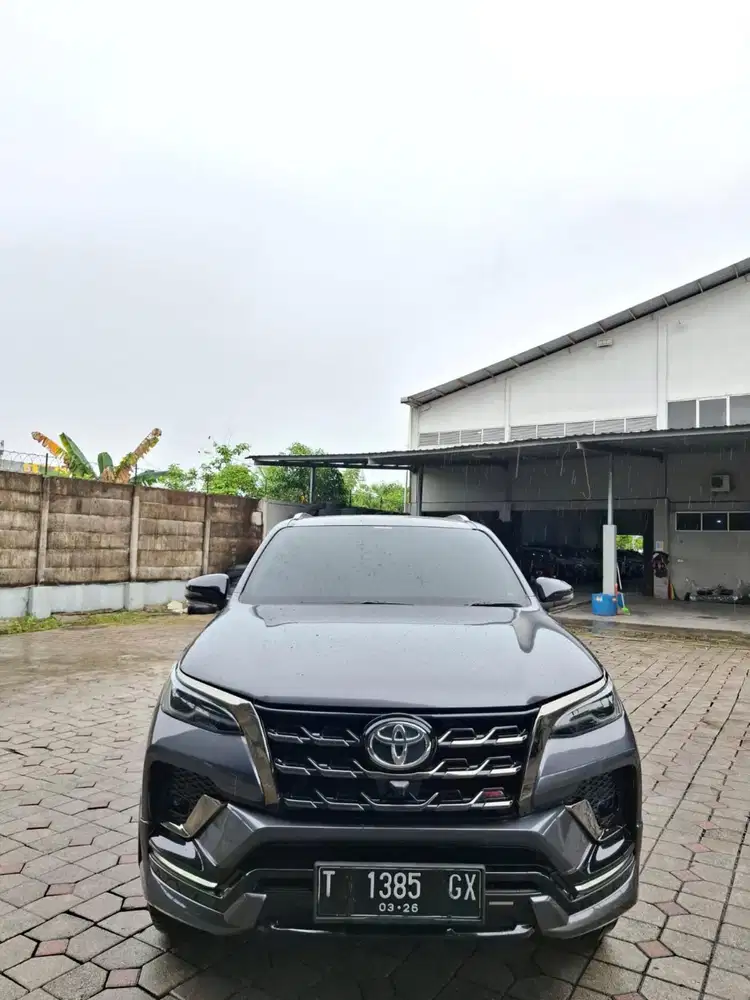 VRZ 2021 TRD matic. Km 70rb antik (2.4cc biosolar)