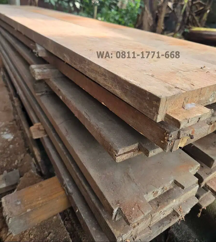 Papan jati utuh bekas waton tempat tidur