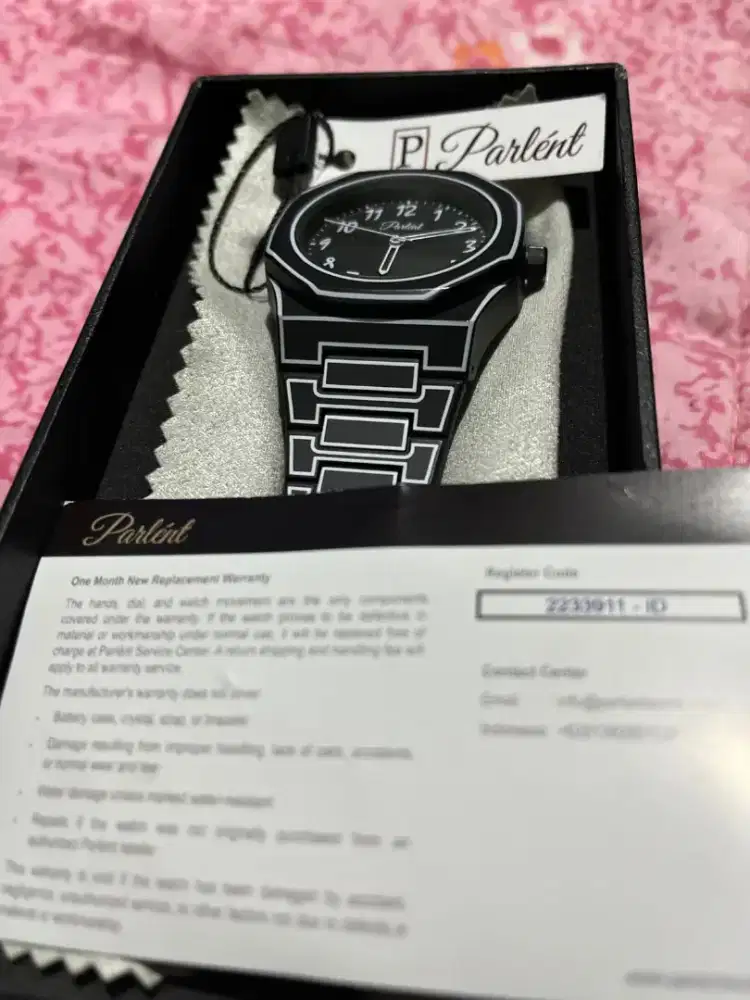 Jam parlent palladium sketch (HITAM) masih baru . Mahar aja 900k nett