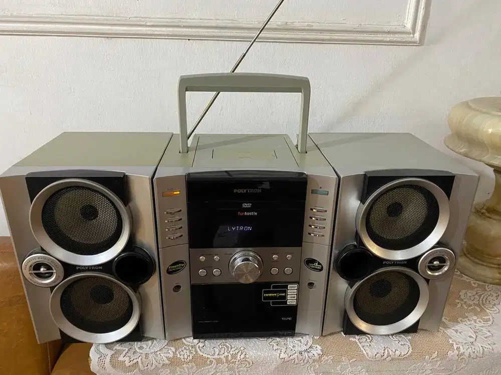 Polytron Funtastix Mini Compo DVD + Tape + Karaoke