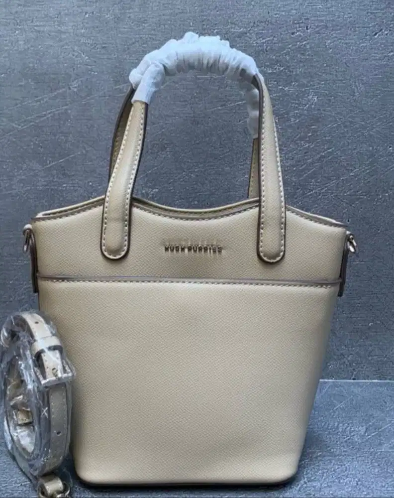 Preloved tas wanita hushpupies