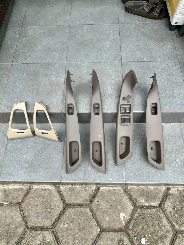 Panel Armrest Dashboard Toyota Kijang Innova 2004-2015