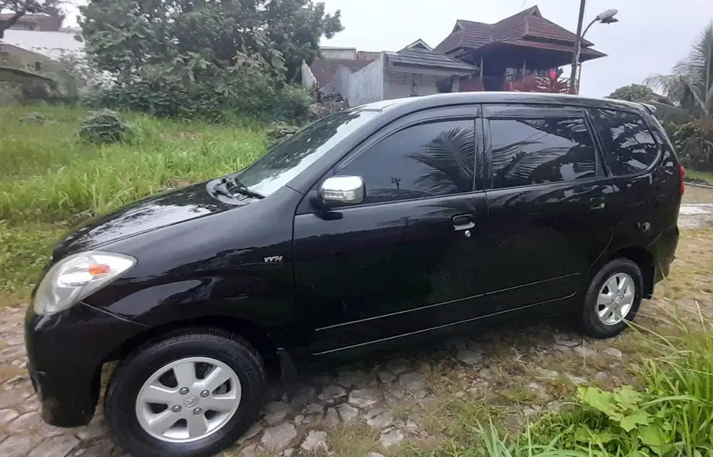 Toyota Avanza 2011 Bensin