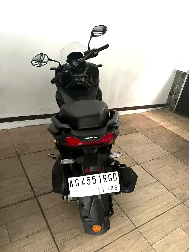 Honda ADV 160 ABS 2024 - Pajak Panjang & Tangan Pertama