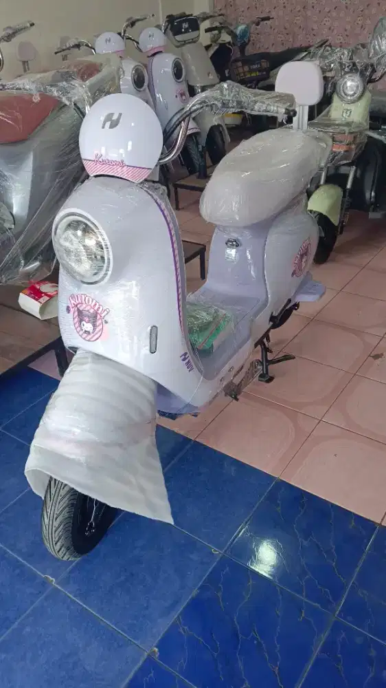 Sepeda listrik nuv s3 kuromi