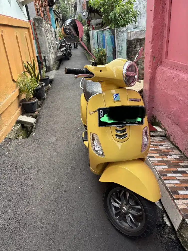 Vespa LX 125 thn 2022 kondisi sehat
(Bantu jual punya sodara)