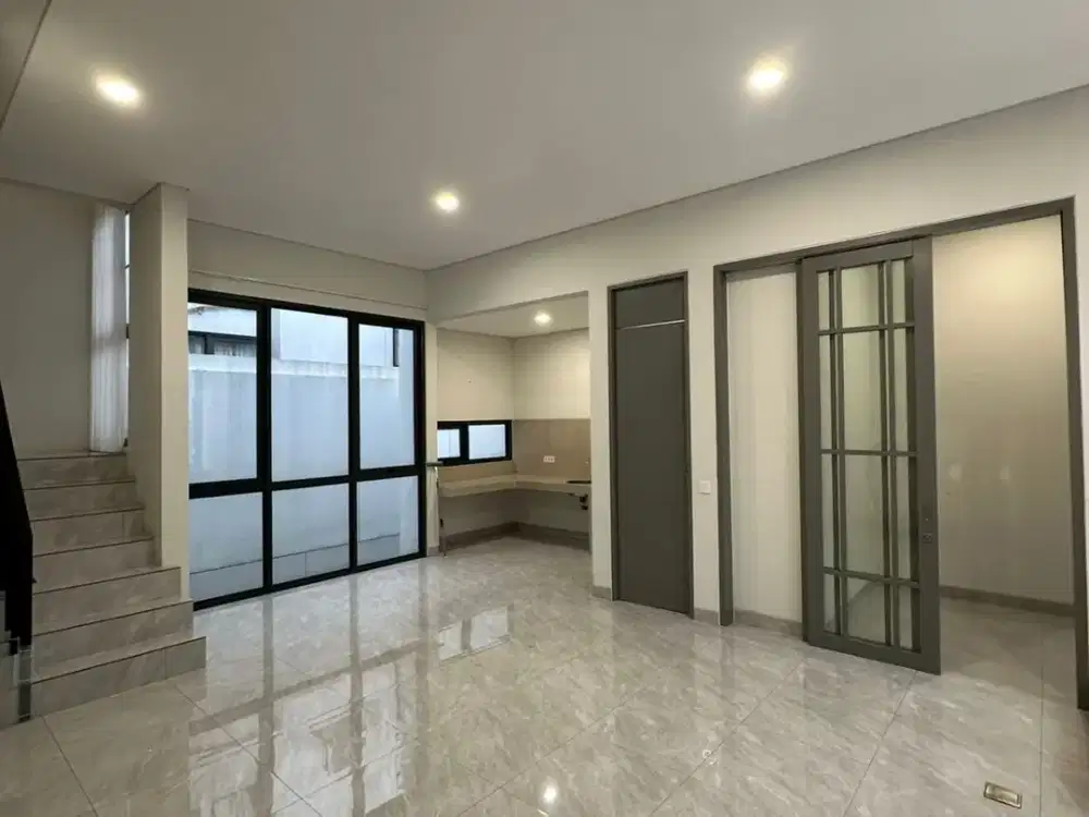 Rumah Dekat Kawasan Kuliner, Pendidikan & Mall di CLuster Aether Greenwich BSD City