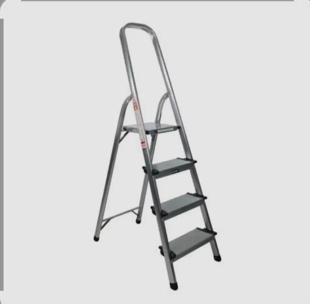 Tangga lipat alumunium