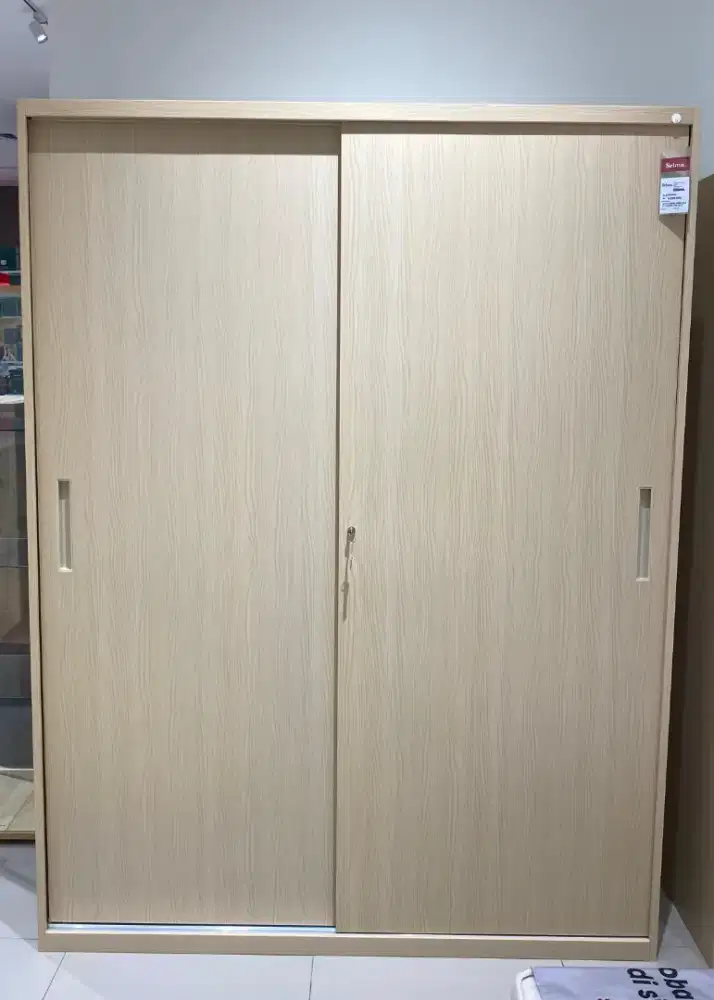 OBRAL MURAH LEMARI BAHAN BESI