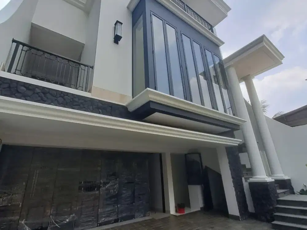 DIJUAL – Rumah American Classic, Cilandak