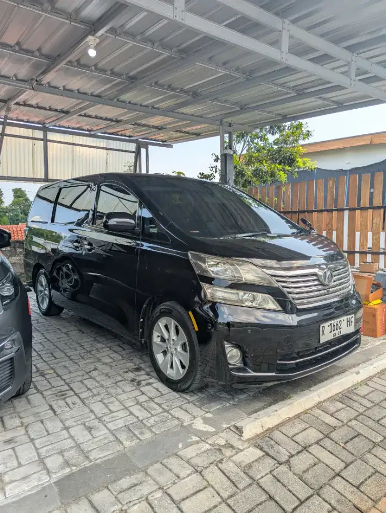 Toyota Vellfire 2010 Premium Sound Siap Pakai