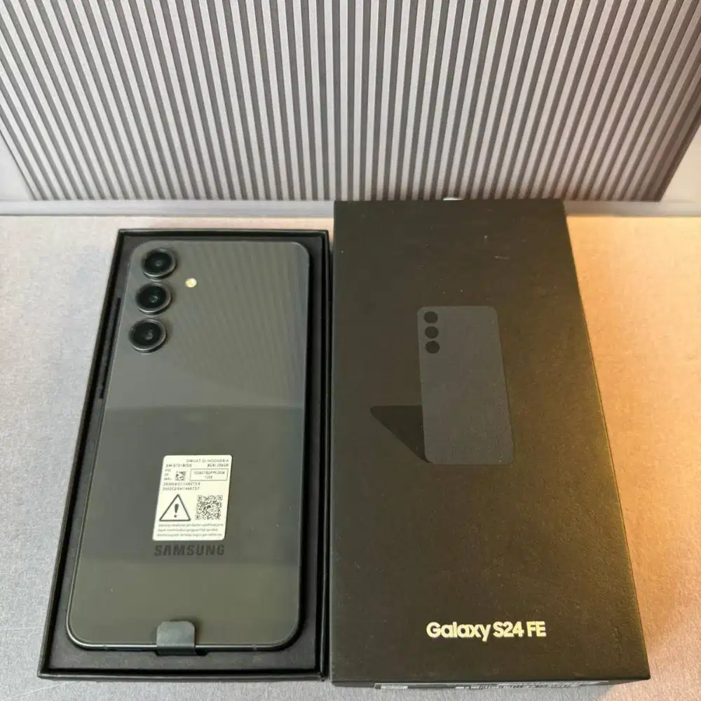 Samsung Galaxy S24 FE 8/256gb Resmi Indonesia Titanium Black