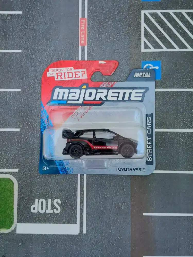 Majorette Toyota Yaris 1:64 (NEGO TIPIS)