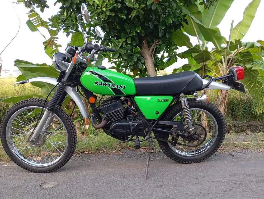 Kawasaki KE 125 tahun 1976