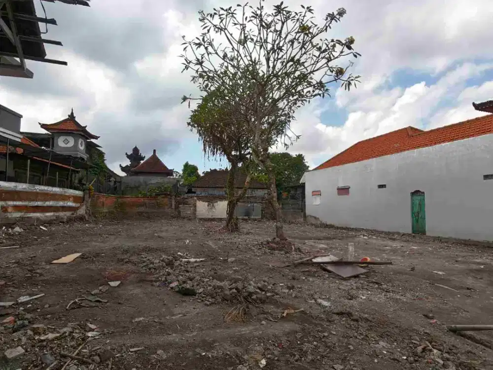 Tanah Premium area Utama Kerobokan.