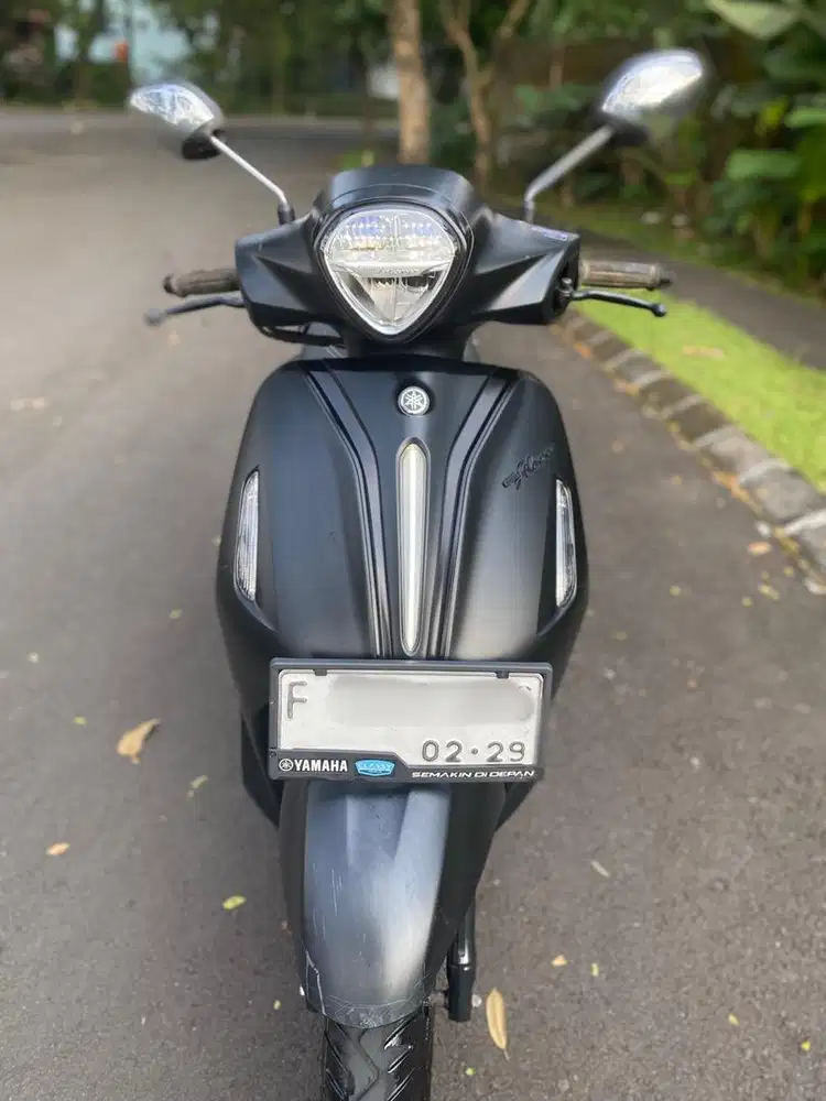Dijual! Motor Yamaha Grand Filano Neo Hybrid 2024 Full Black