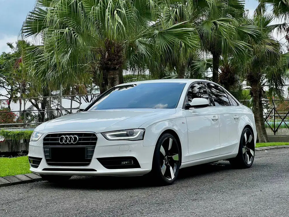 CASH 2013 Audi A4 1.8T Facelift S-line (spek tertinggi)