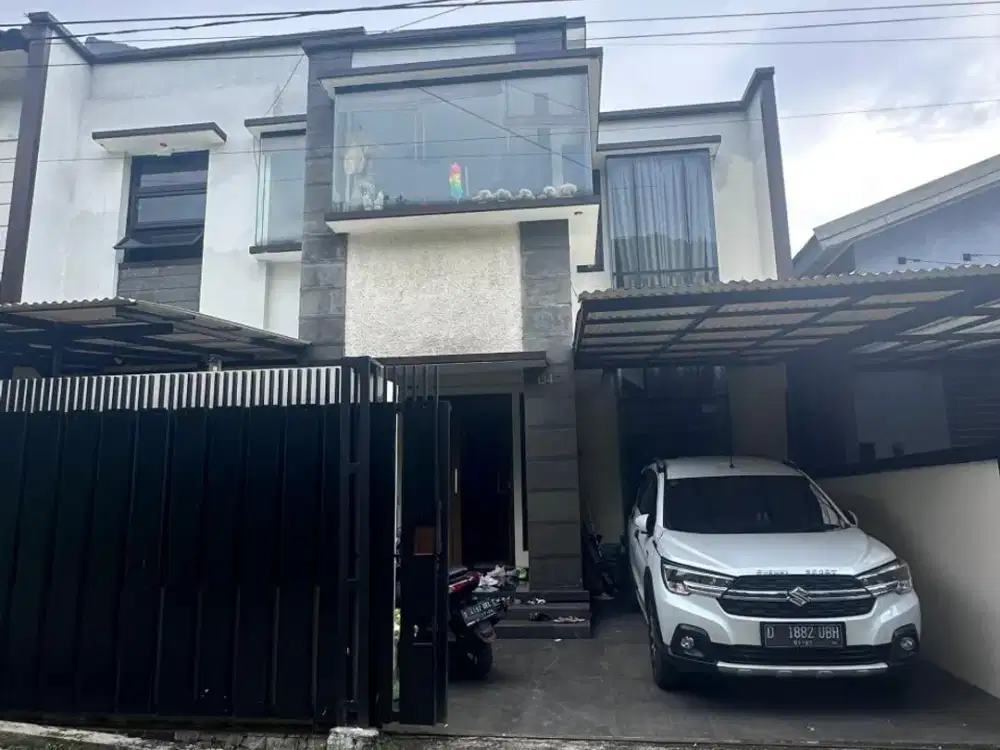 Rare Listing! Rumah LB 250 | LT 150 Daerah Setiabudi di Bawah 2 M