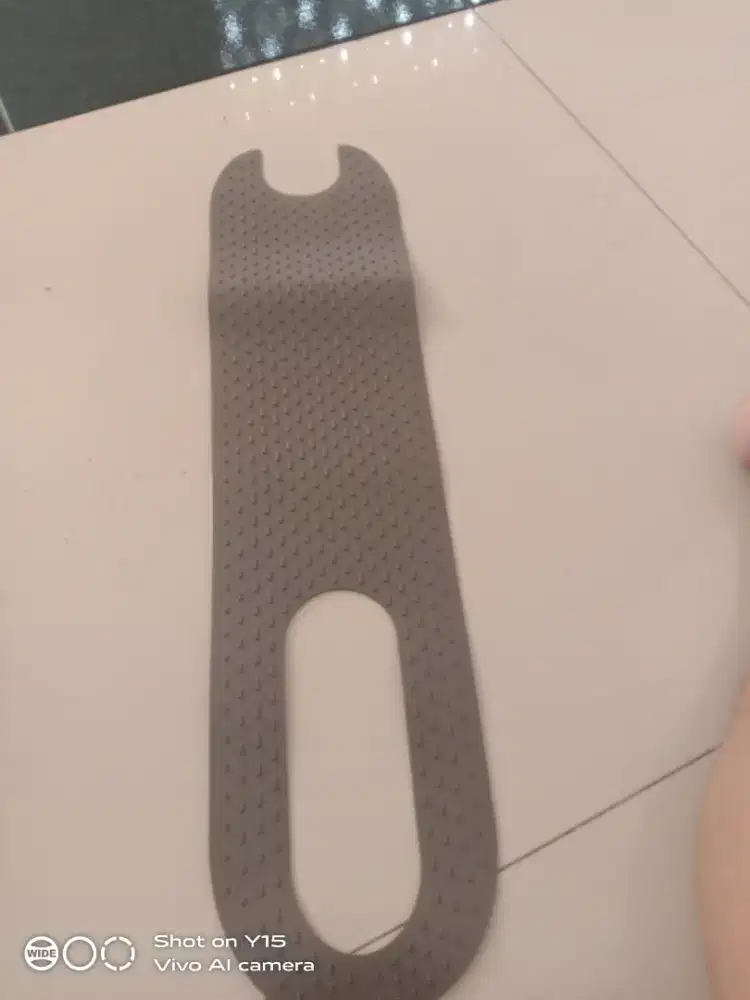 Dijual murah banget sarung kaki karet otopat keadaan baru sapa cepat