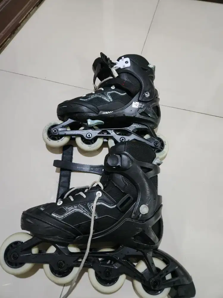 Sepatu Roda DECATHLON OXELO