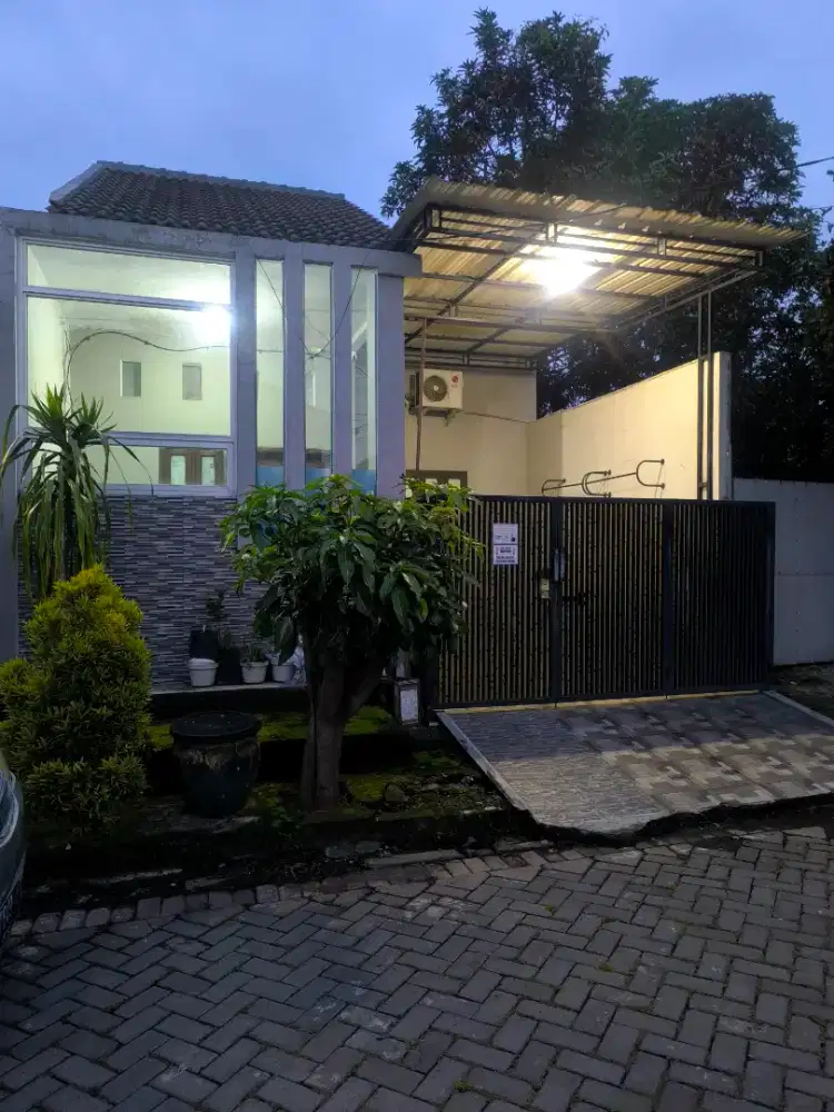 Rumah strategis area kota sidoarjo