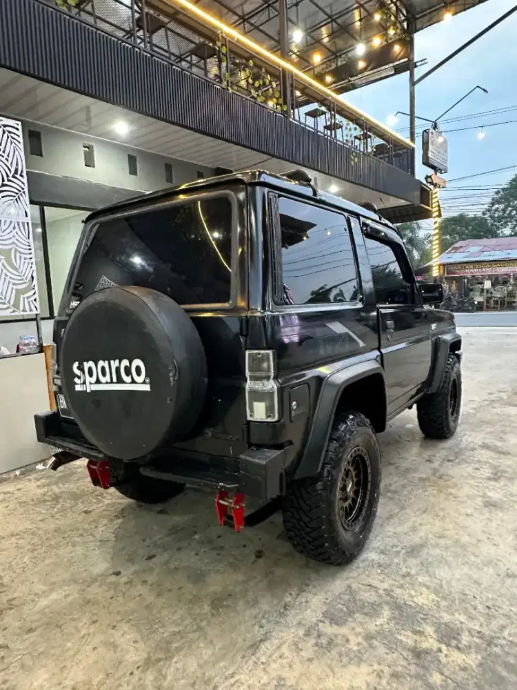 TAFT 4X4 MANUAL SOLAR