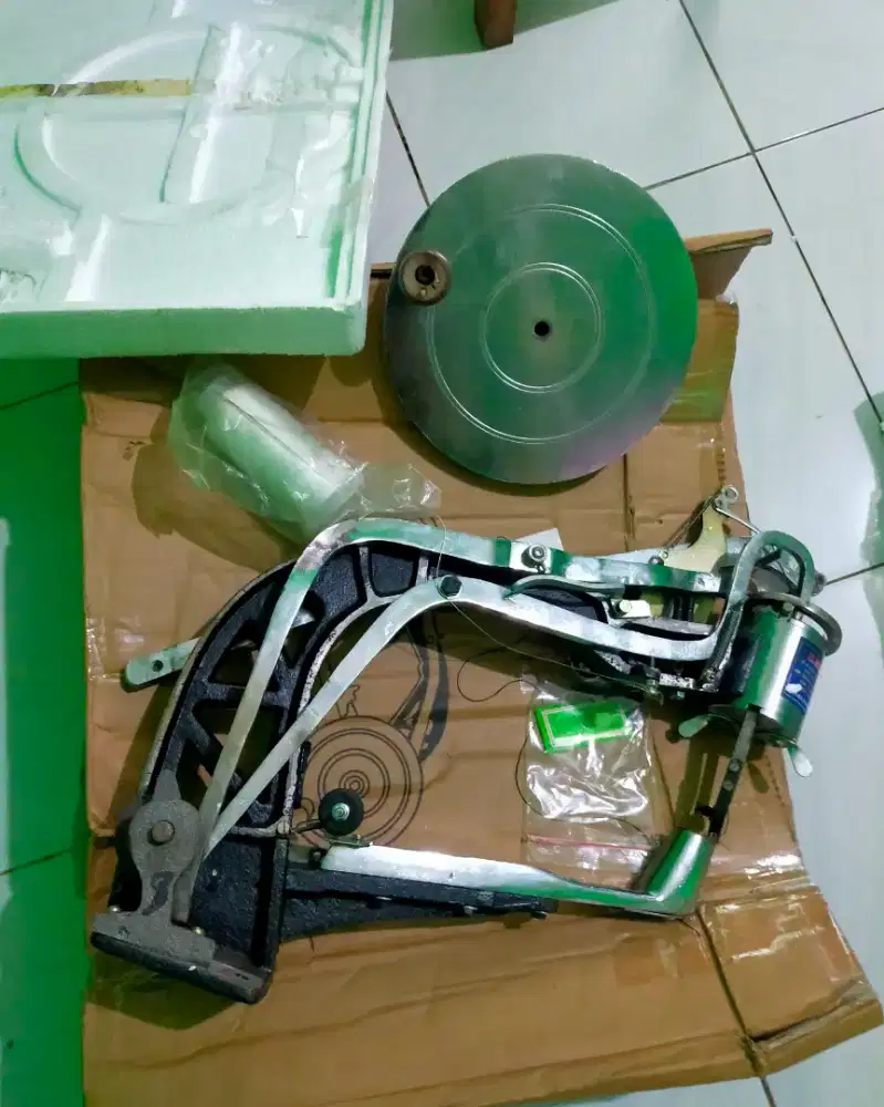 Dijual mesin jahit sepatu