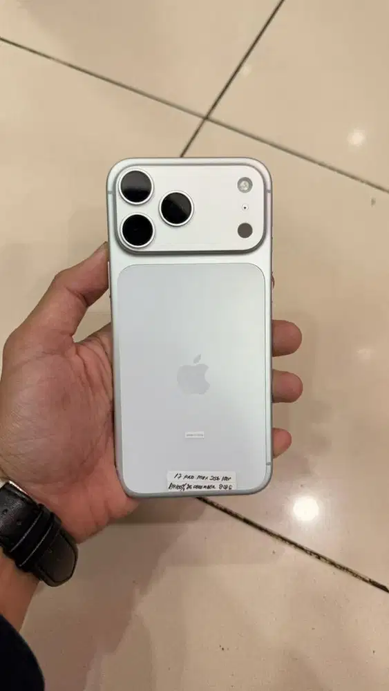 Iphone 17promax 256gb ex blibli
