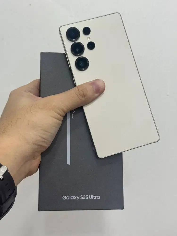 Samsung S25 Ultra 5G Grey 12/256Gb (Baru 1 Bulan)