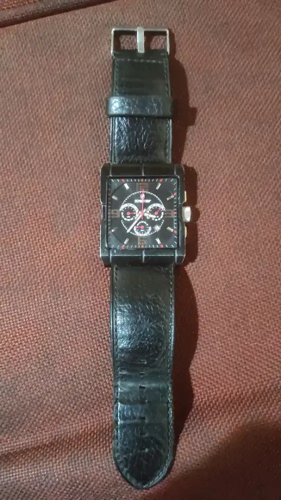Jam expedition e 6075 m chronograph