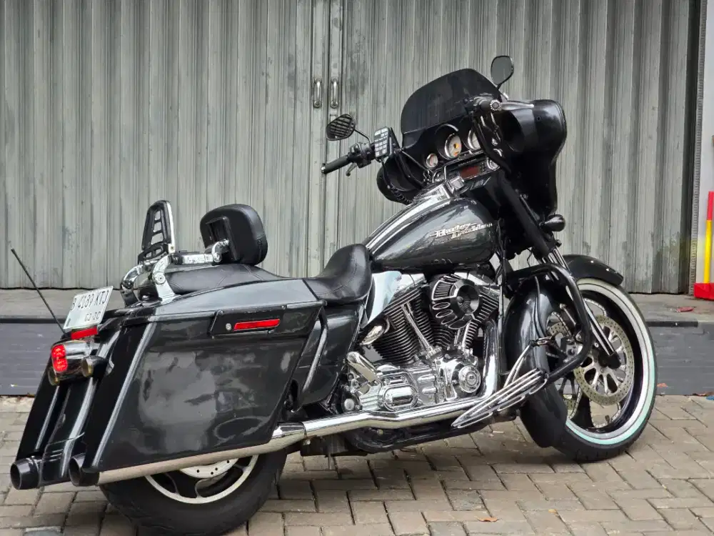 Moge Harley Davidson Street Glide th 2006 FP Mabua Last Karbu Siap Gas