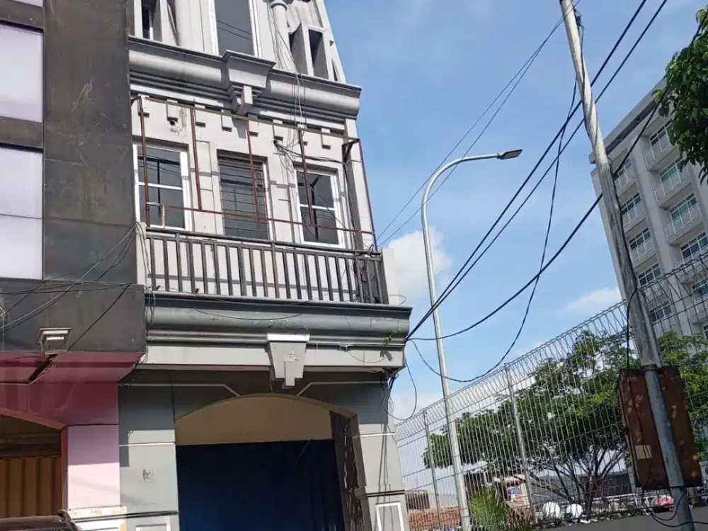 Disewakan Ruko Panjang Jiwo Dekat Ubaya