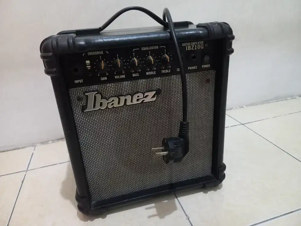 Ampli gitar ibanez