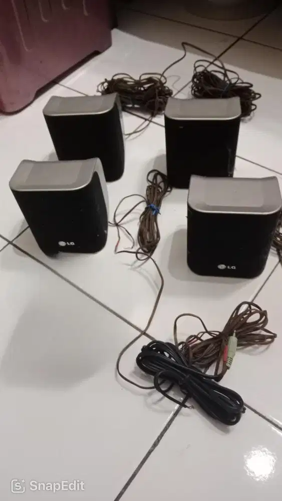 Dijual Speaker LG ada 5item