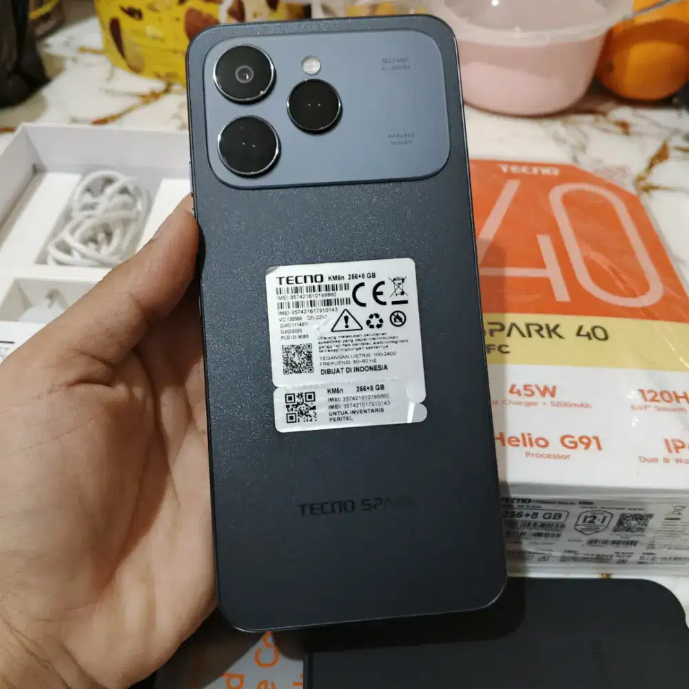 Tecno spark 40 Ram 8/256GB ORI FULLSET