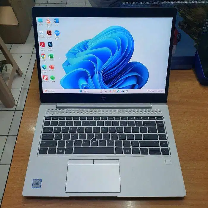 LAPTOP HP ELITEBOOK 840 G5 CORE i5 GEN 8 LAYAR 14INCH DL-MRG