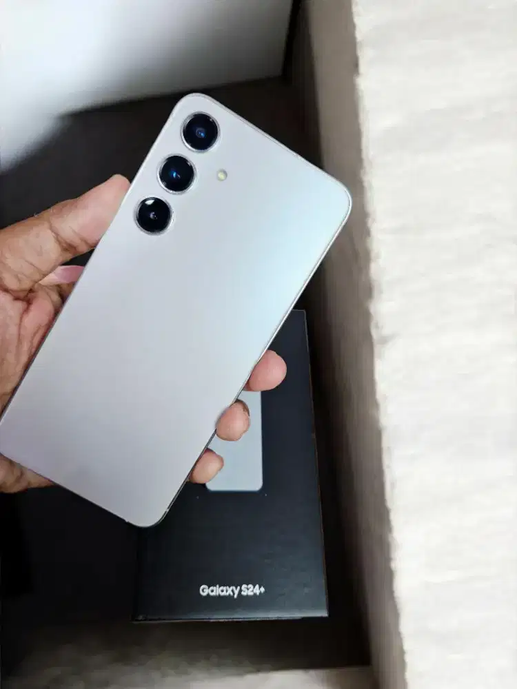 Hp samsung s24 plus versi ram12 512gb second kk