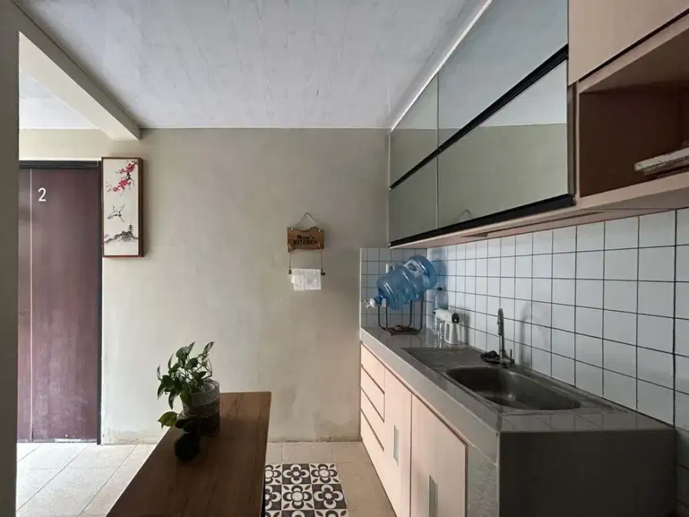 Kontrakan 1 Tahun Full Furniture Electronik, AC, Waterheater, Free Wi-Fi. @ Slipi Kemanggisan