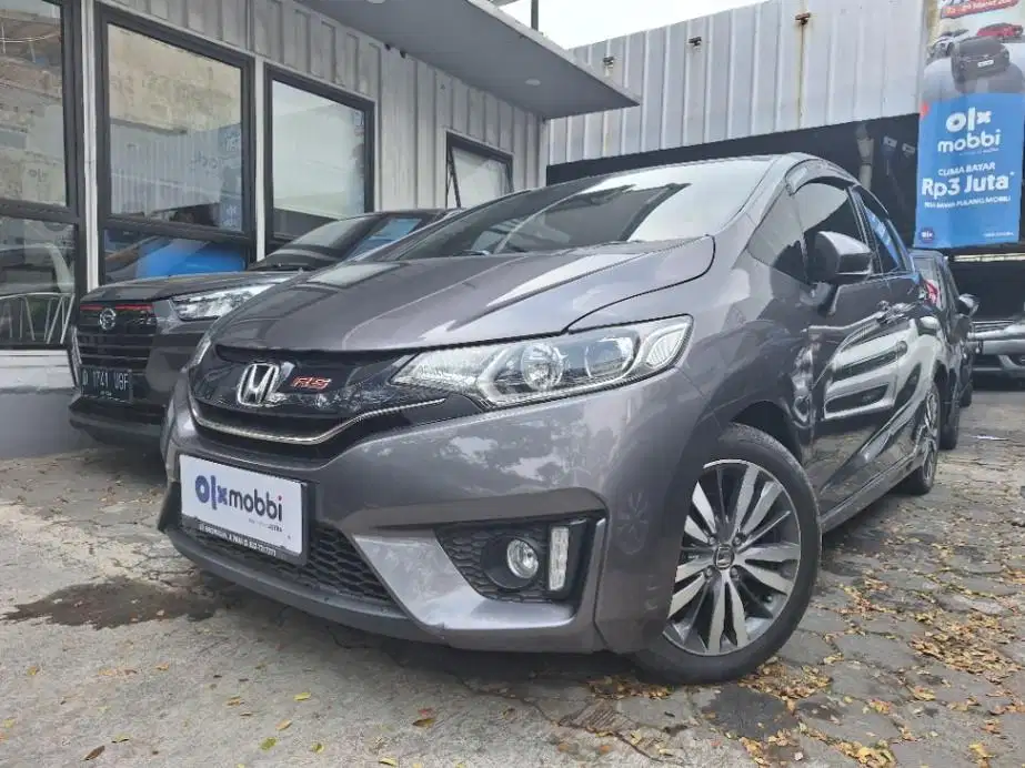 DP MURAH Honda Jazz 1.5 RS Bensin-AT 2016 Abu-Abu CAYUD