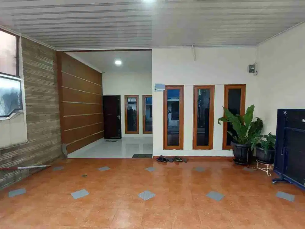 di jual rumah 2 lantai rapih semifurnish di perumnas depok 2 tengah sukmajaya depok