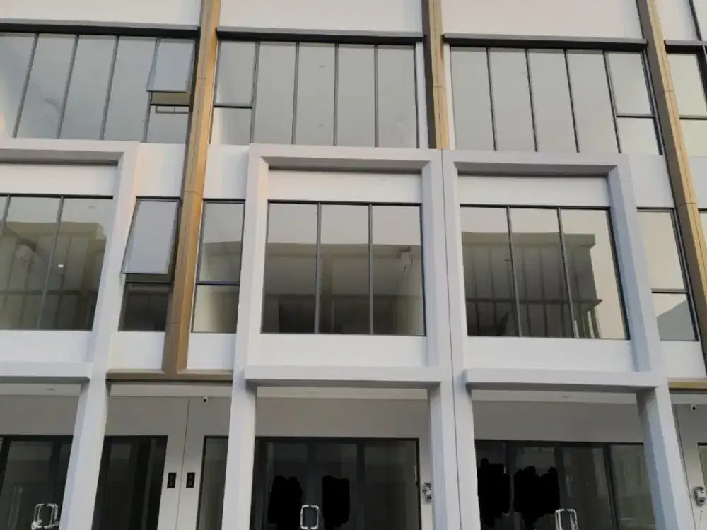 DISEWAKAN RUKO Maggiore Junction Gading Serpong